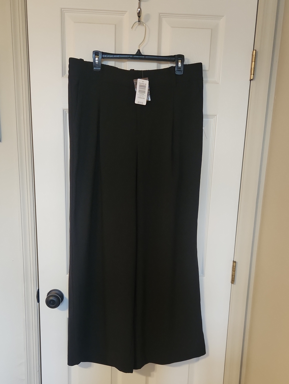 torrid Black Wide Leg Pants - Picture 1 of 5